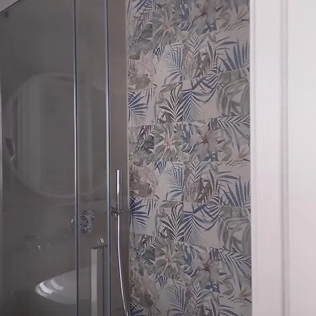 לינה וארוחת בוקר Cabri 3*